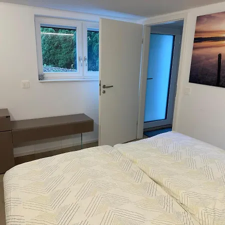 Mit Terrasse In Apartman *
